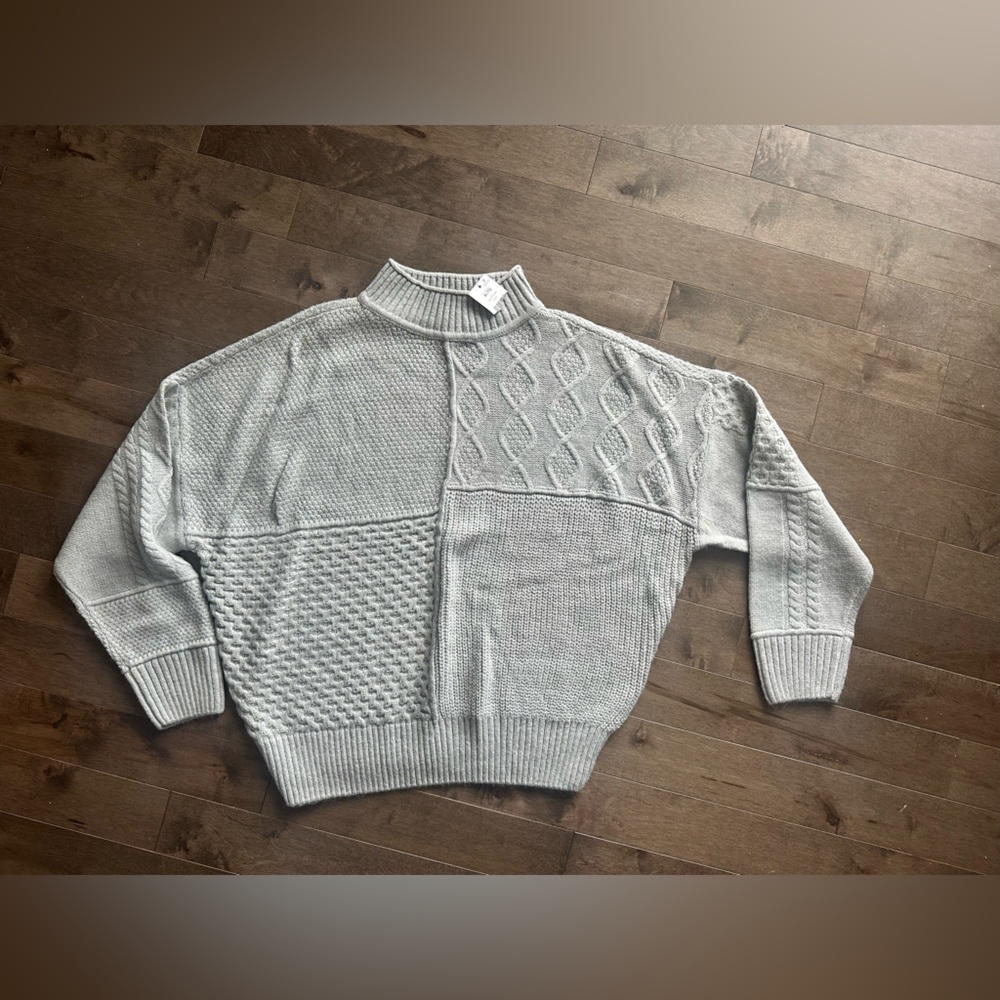 NWT Suzy shirt Gray Women's Sweater - size XL